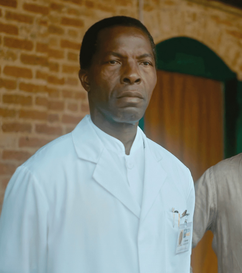 affiche du film Muganga - Celui qui soigne